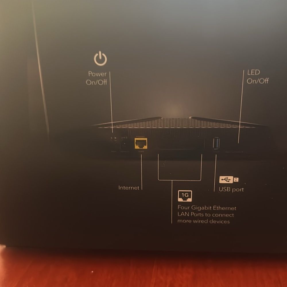 NETGEAR AX4 4 StreamAX WiFi Router - Picture 2 of 4